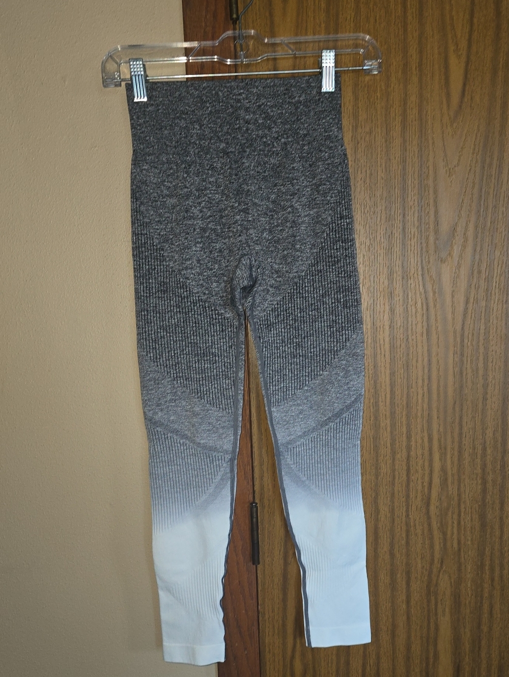 HALARA Grey-to-White Ombre Seamless Leggings